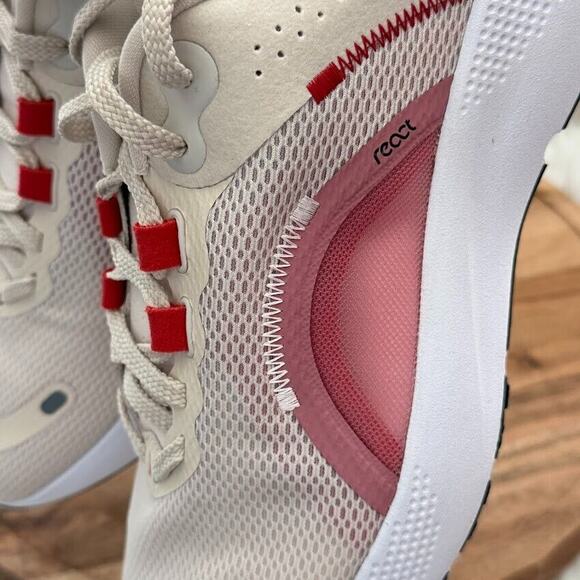 NIKE React Escape RN Running WMNS Sz 11 Shoes LT Orewood DJ9976 102 New - Picture 8 of 15